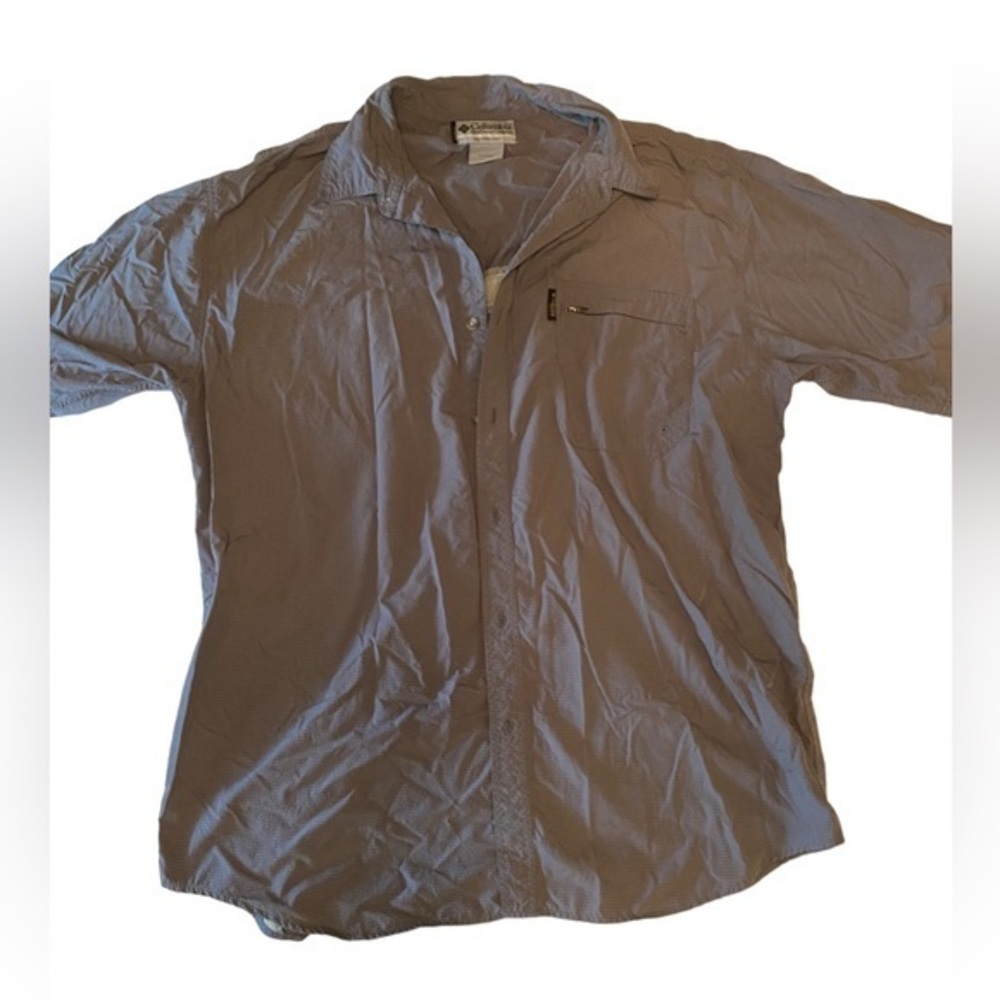 Columbia mens button up sportswear shirt. Fishing material. Vented. Size xxl